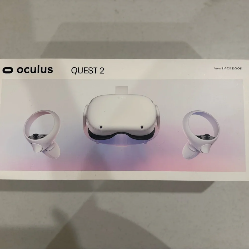 Oculus Quest 2 VR Headset with Charging Station and Travel Case